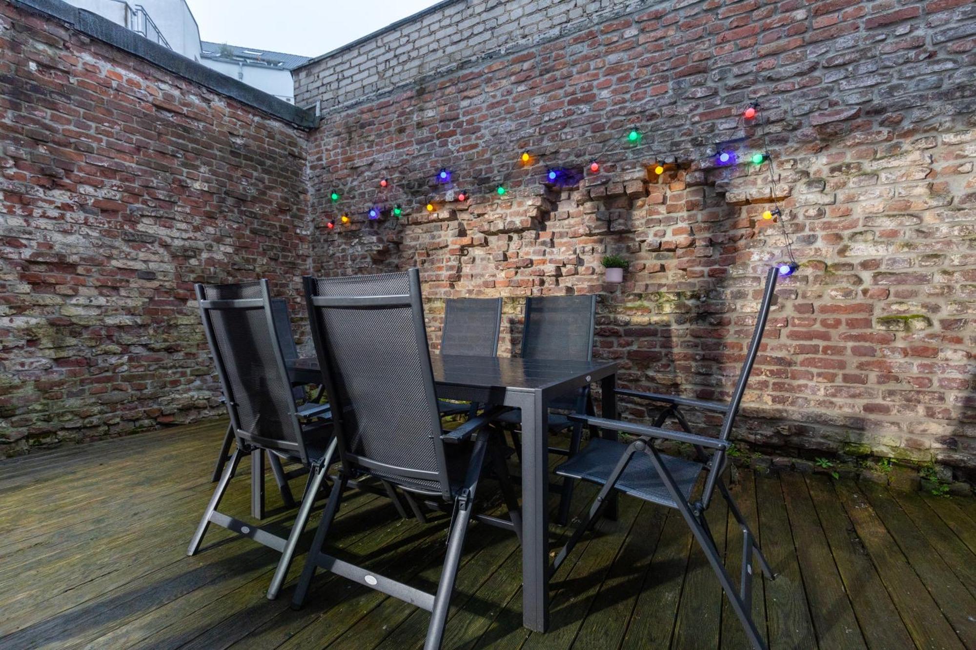 Pempelfort Luxury Townhouse Düsseldorf Exterior foto